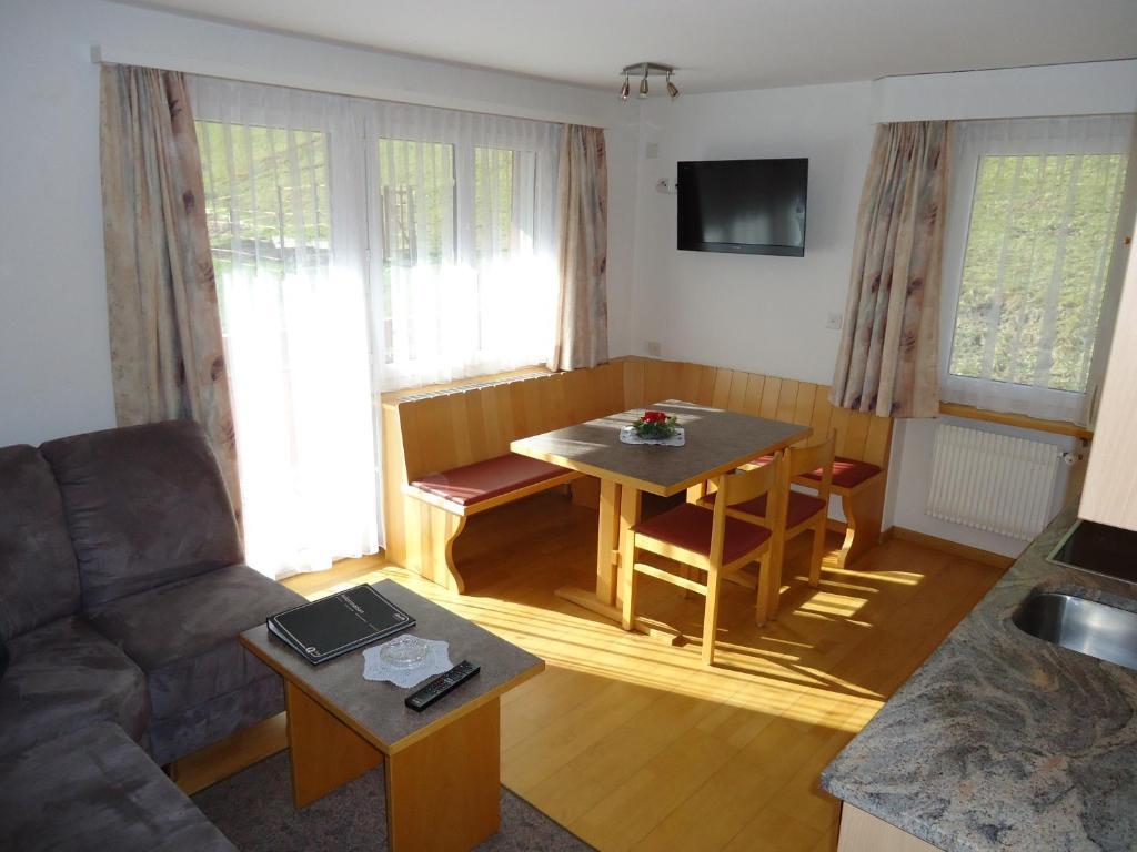 Apartament Haus Orion Saas-Fee Pokój zdjęcie